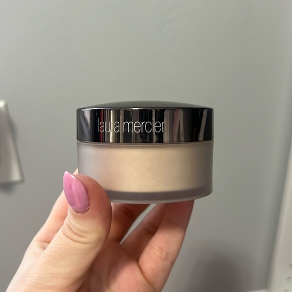 laura mercier Other - Laura Mercier translucent setting powder glow